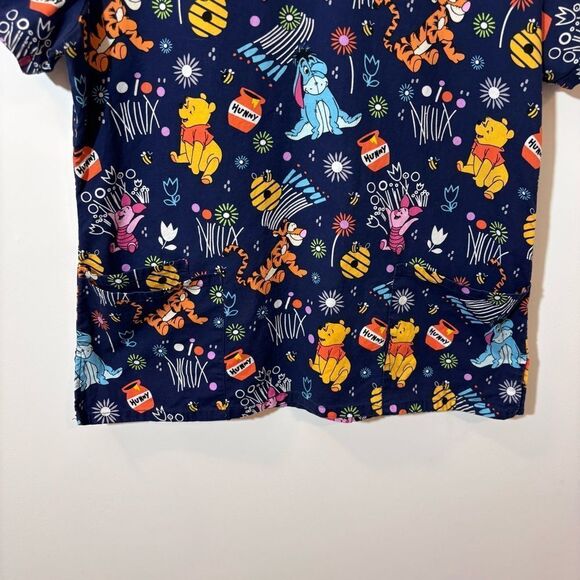 Disney, Winnie the Pooh, spring scrub top medium - Picture 8 of 12